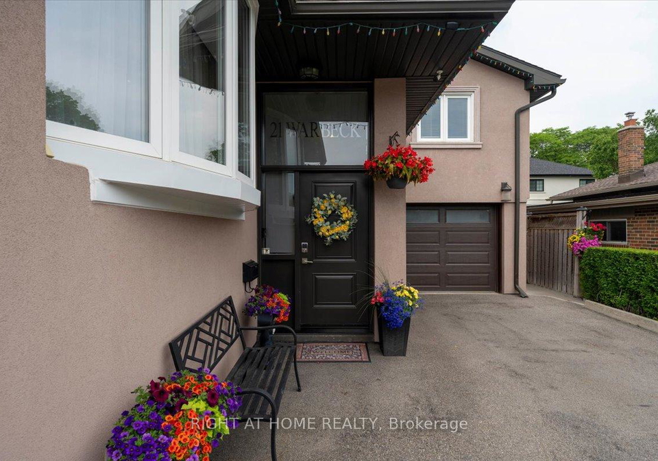 21-warbeck-place-etobicoke-ontario-w13429462