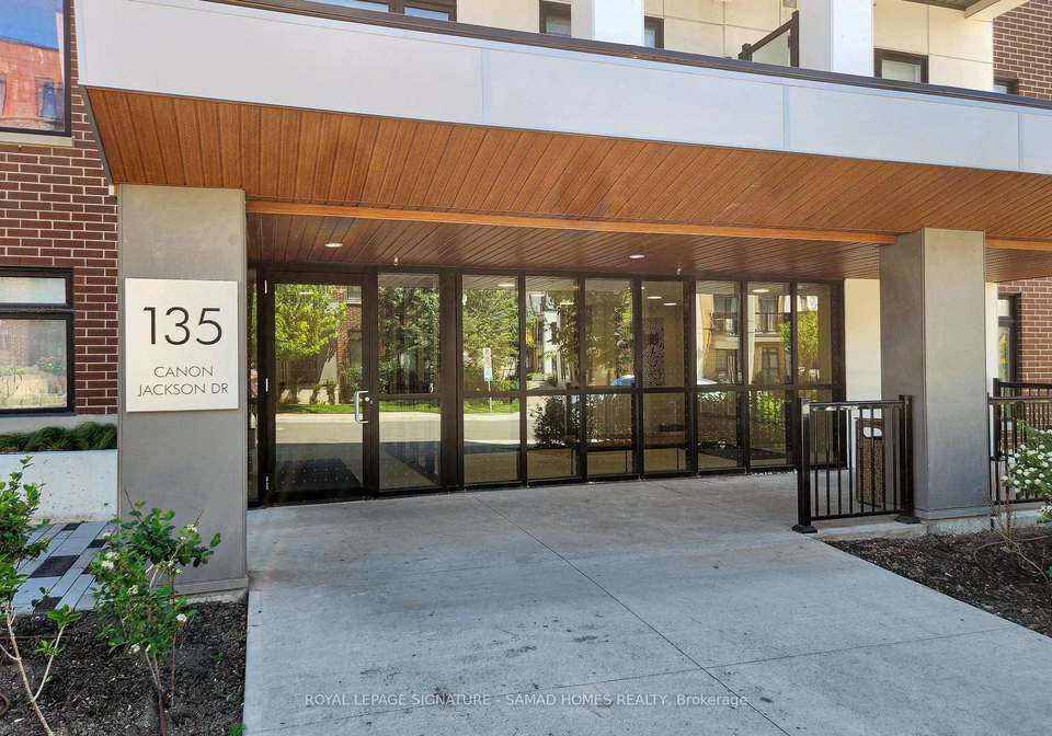 135-canon-jackson-drive-north-york-ontario-w13429562