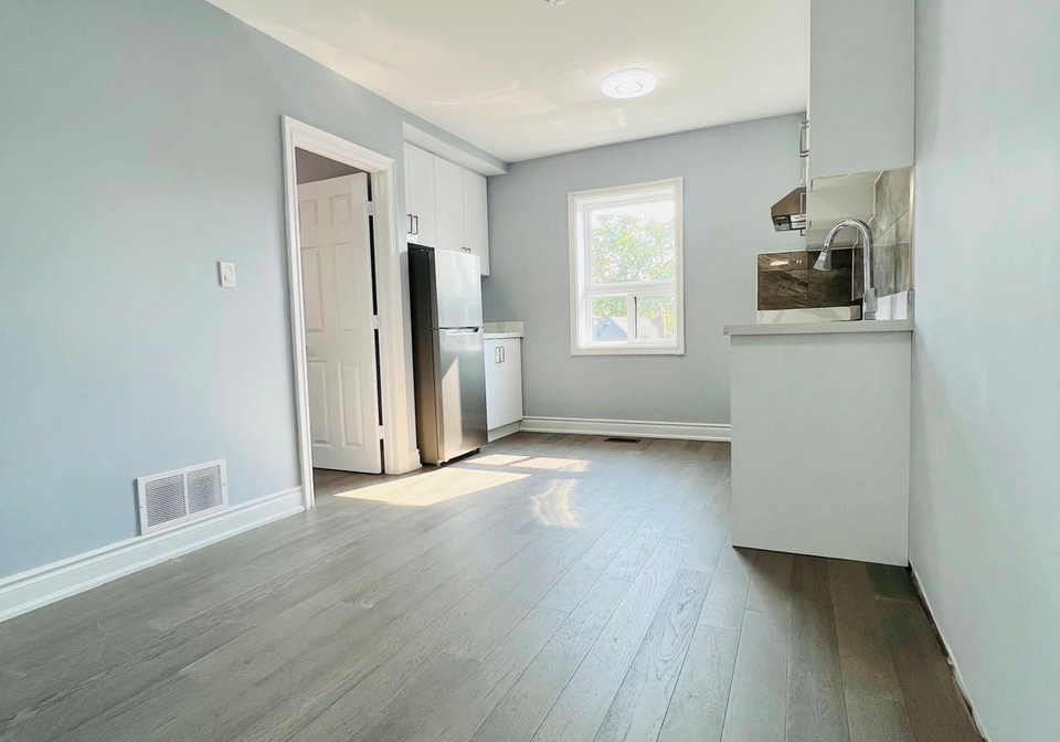 1342-weston-road-north-york-ontario-w13429844