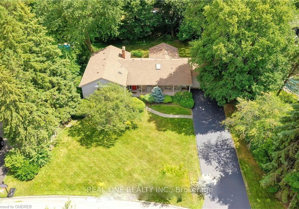 262-cardinal-drive-oakville-ontario-w13429906
