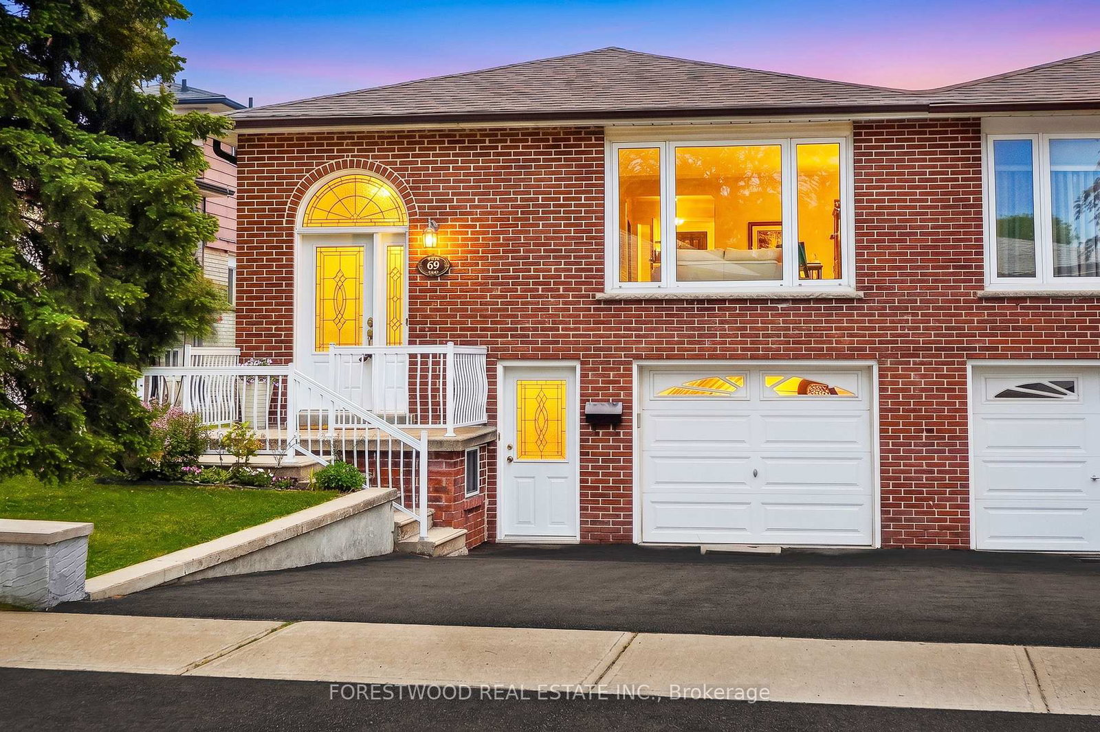 69-surbray-grove-mississauga-ontario-w13430098