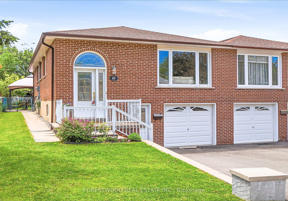 69-surbray-grove-mississauga-ontario-w13430098