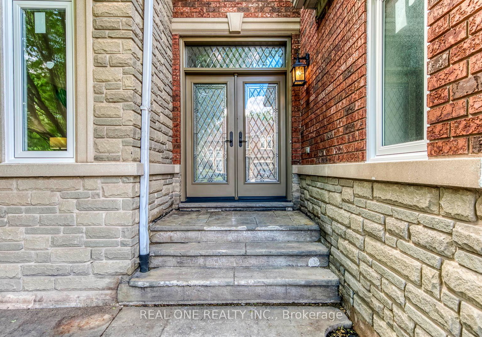 1205-lindenrock-drive-oakville-ontario-w13430130
