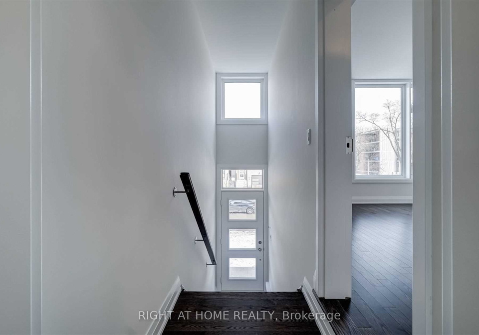 8-creekbank-road-north-york-ontario-w13430228