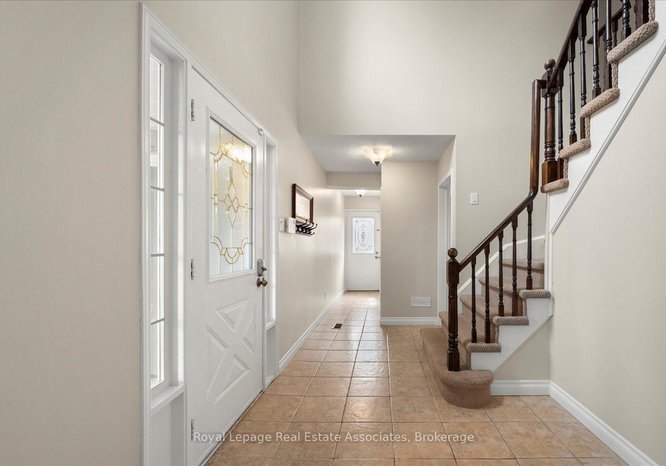 438-claremont-crescent-oakville-ontario-w13430404