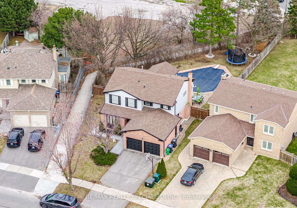6101-edenwood-drive-mississauga-ontario-w13430620