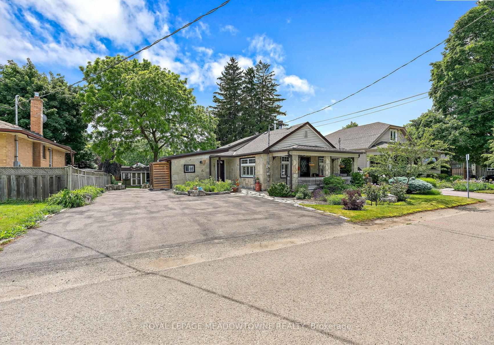 30-victoria-street-halton-hills-ontario-w13431008