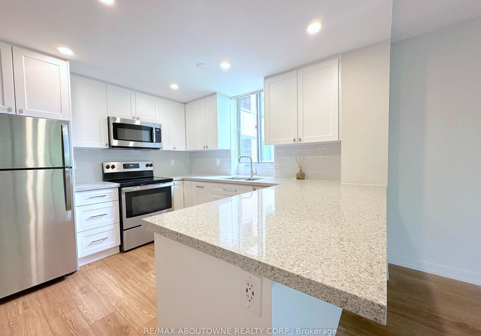 165-la-rose-avenue-etobicoke-ontario-w13431048