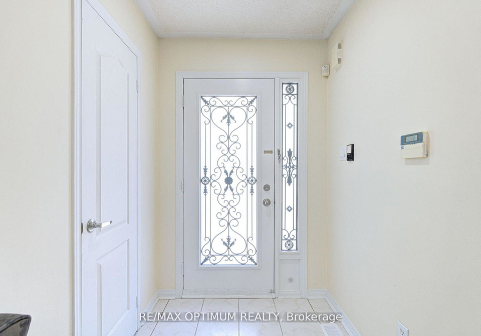 20-bramfield-street-brampton-ontario-w13431214