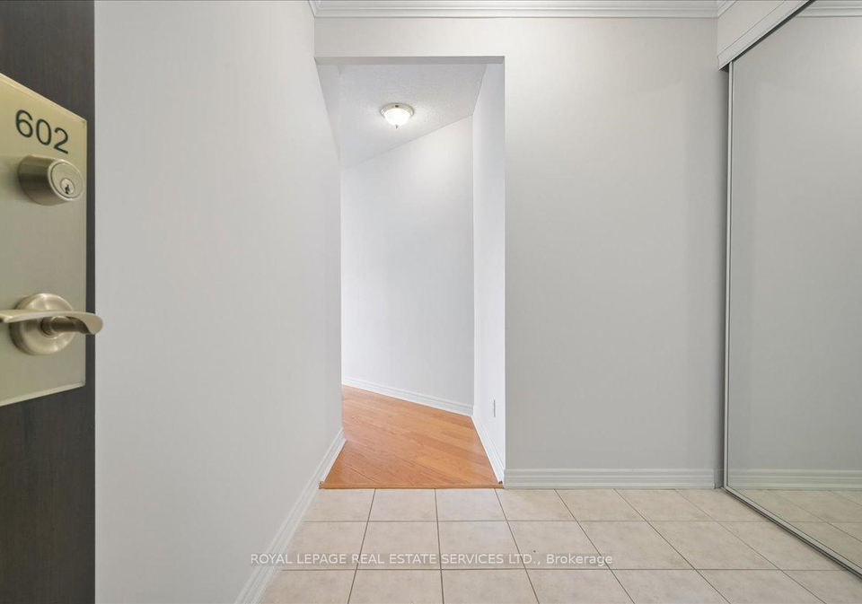 60-old-mill-road-oakville-ontario-w13431568