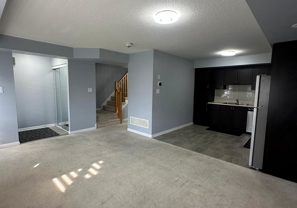 250-sunny-meadow-boulevard-brampton-ontario-w13431668