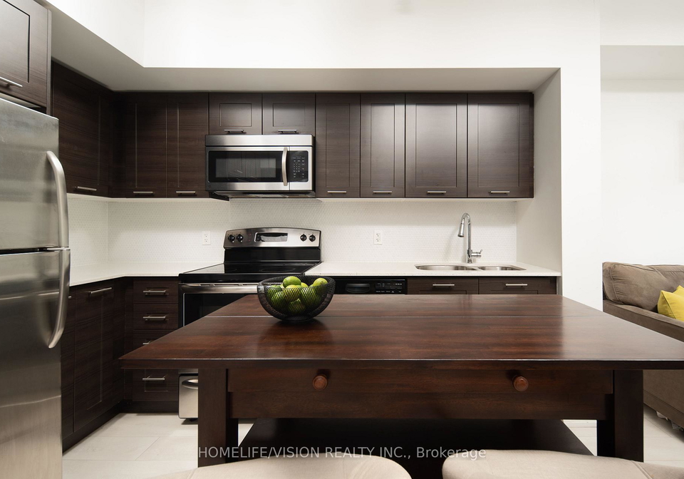 2220-lake-shore-boulevard-w-etobicoke-ontario-w13431682