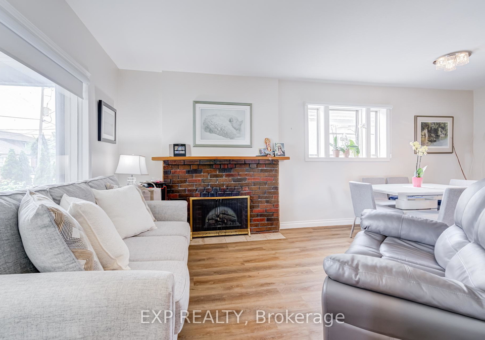 5-laxis-avenue-north-york-ontario-w13431902