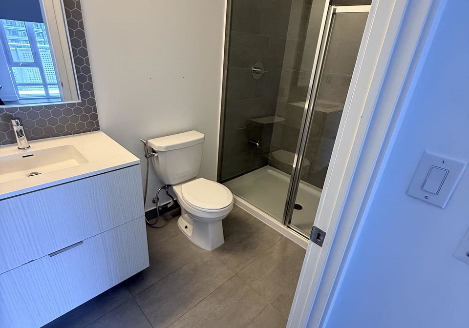 2520-eglinton-avenue-w-mississauga-ontario-w13431950
