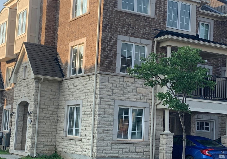 208-sarah-cline-drive-oakville-ontario-w13432000