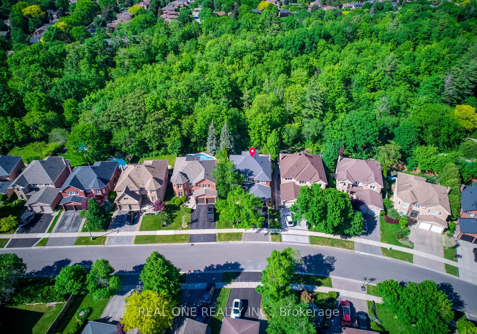 1311-blackburn-drive-oakville-ontario-w13432104