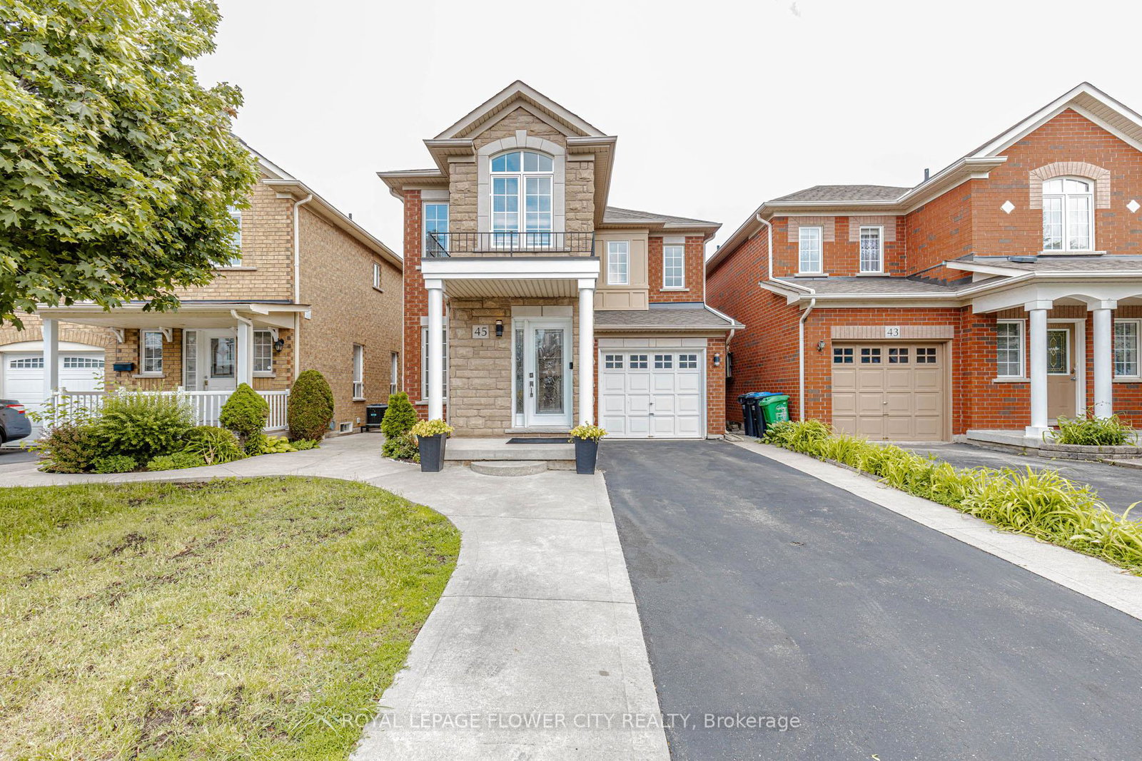 45-penbridge-circle-brampton-ontario-w13432106