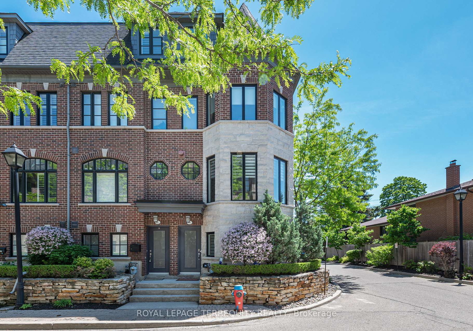 69-lobo-mews-etobicoke-ontario-w13432236