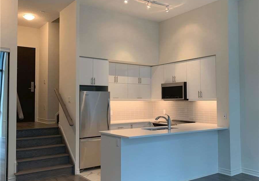 39-annie-craig-drive-etobicoke-ontario-w13432480