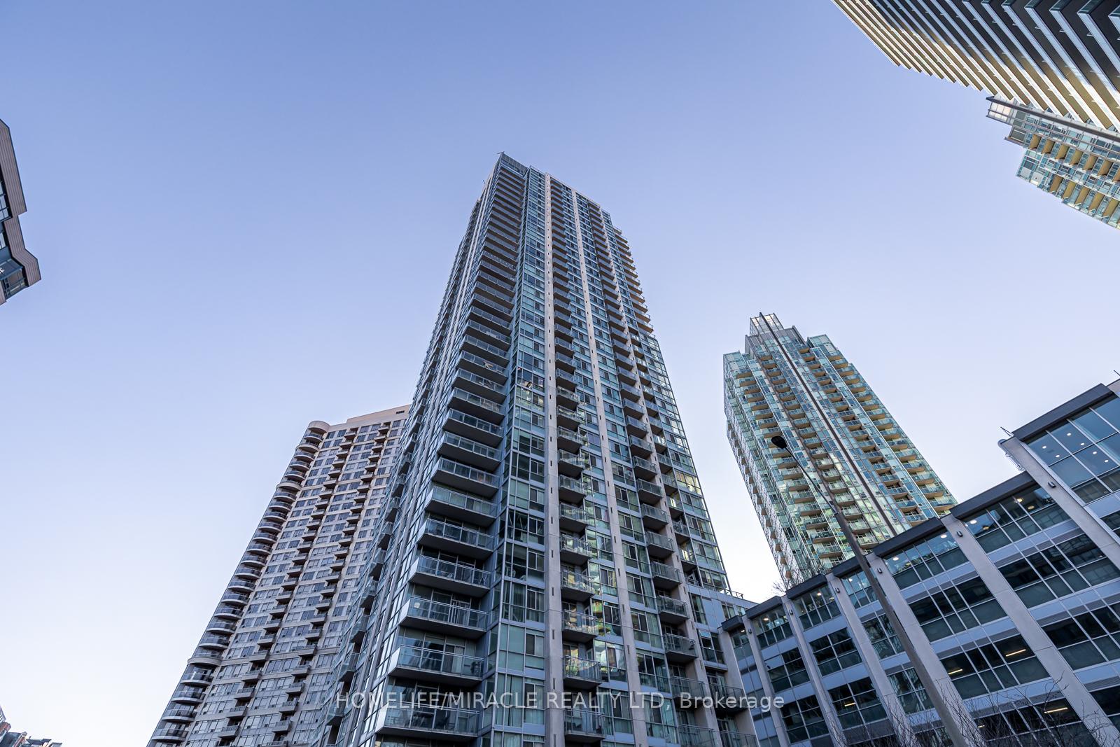 225-webb-drive-mississauga-ontario-w13432488