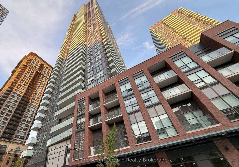 430-square-one-drive-mississauga-ontario-w13432526