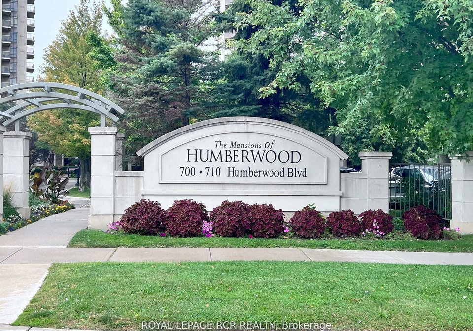 710-humberwood-boulevard-etobicoke-ontario-w13432548