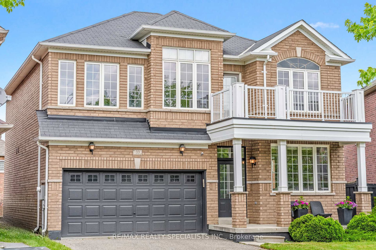 33-delphinium-way-brampton-ontario-w13432762