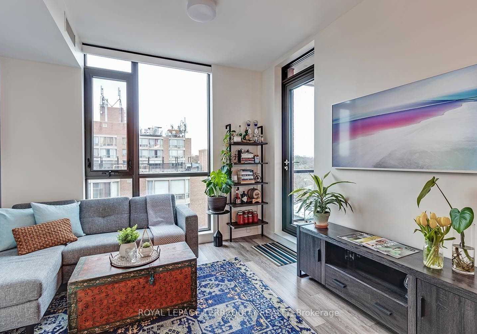 2118-bloor-street-w-toronto-ontario-w13432784