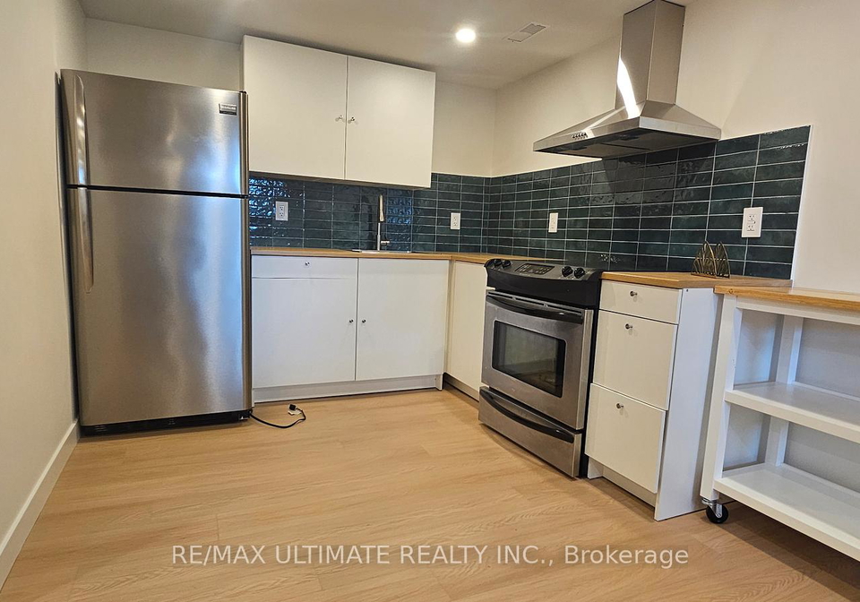 539-rustic-road-north-york-ontario-w13432924