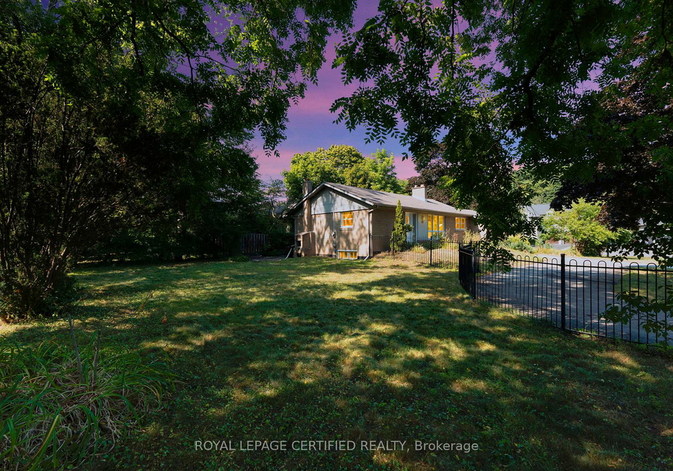 122-selgrove-crescent-oakville-ontario-w13432942