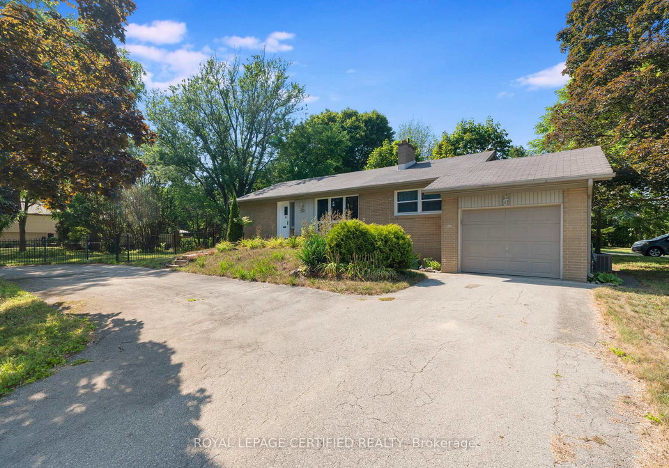 122-selgrove-crescent-oakville-ontario-w13432942