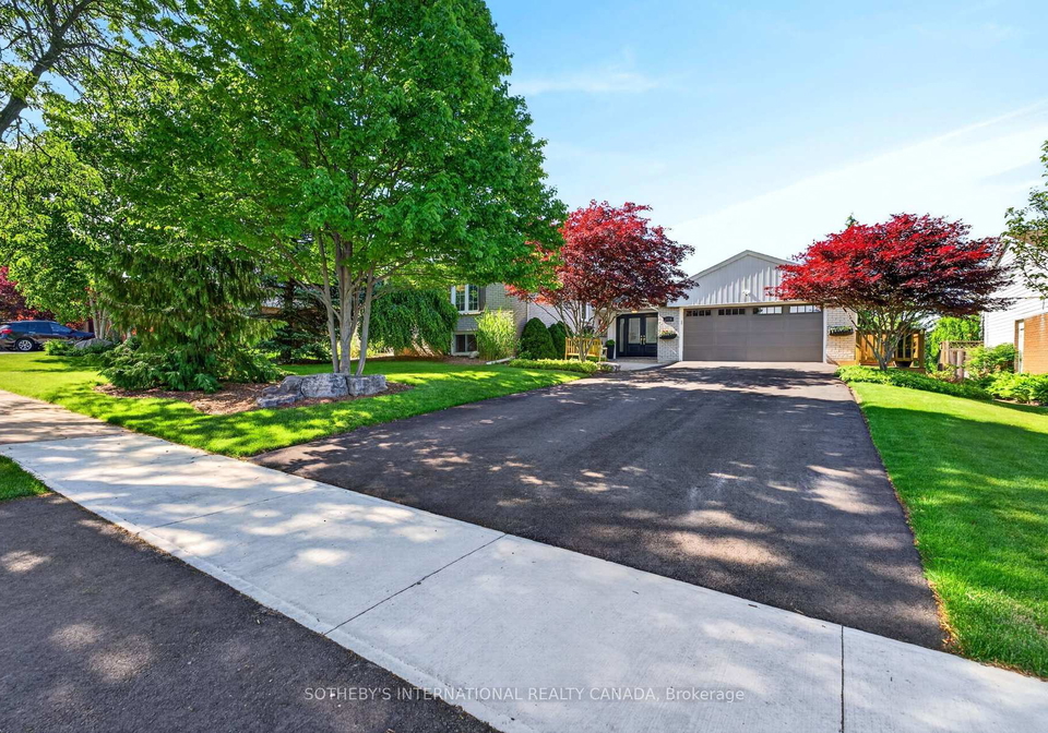 1115-havendale-boulevard-burlington-ontario-w13432968