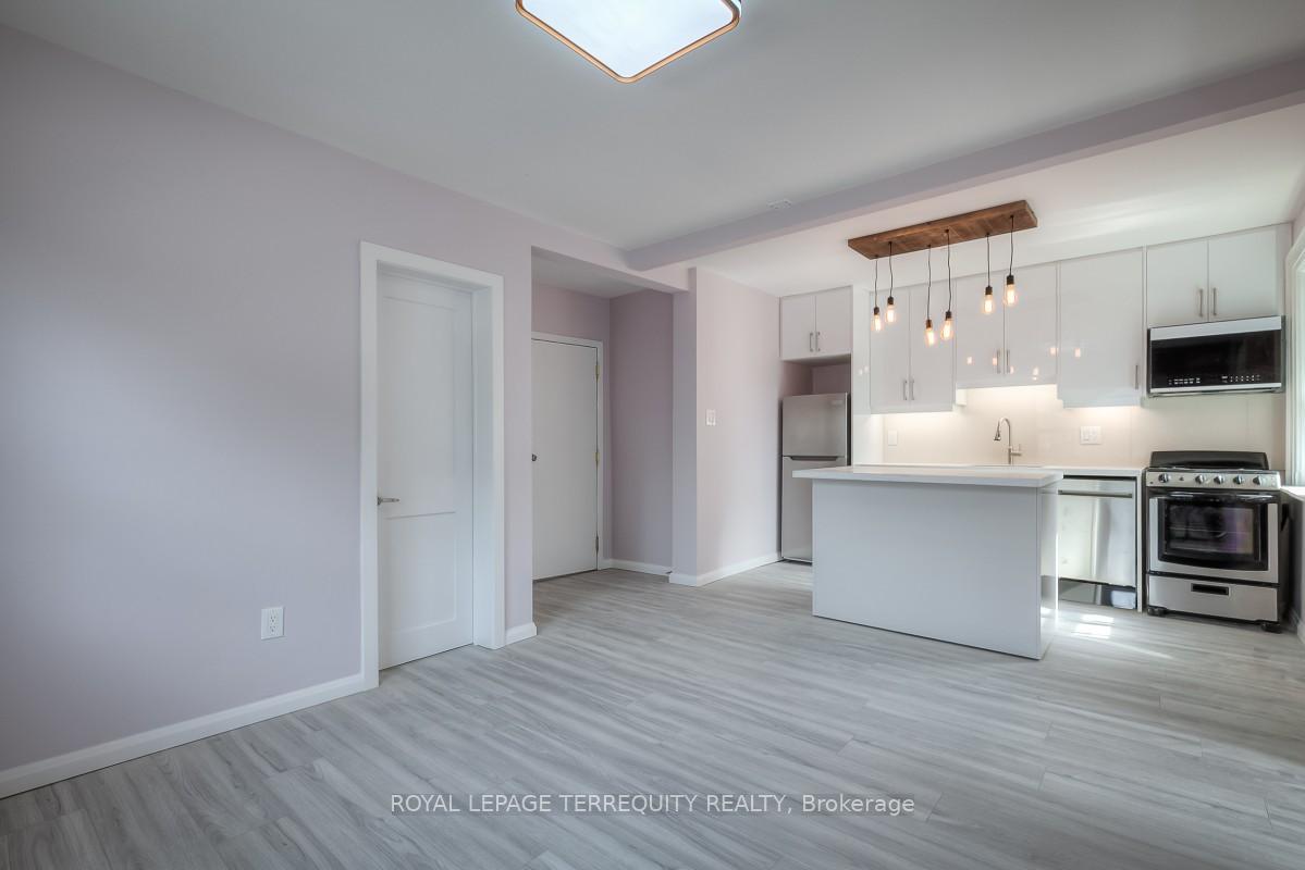 135-jane-street-toronto-ontario-w13433018