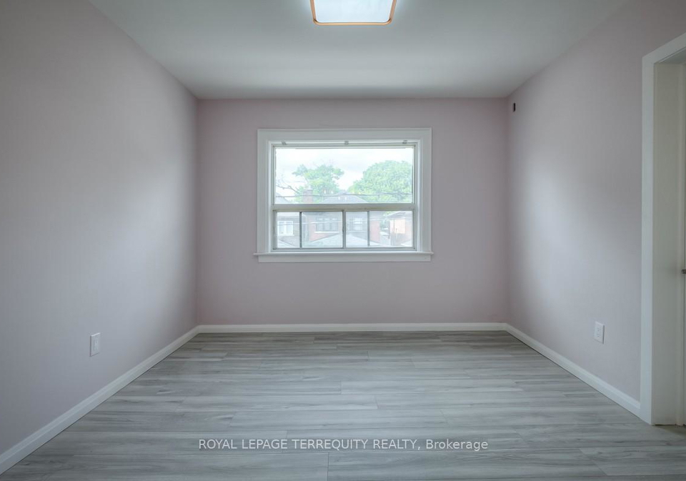 135-jane-street-toronto-ontario-w13433018