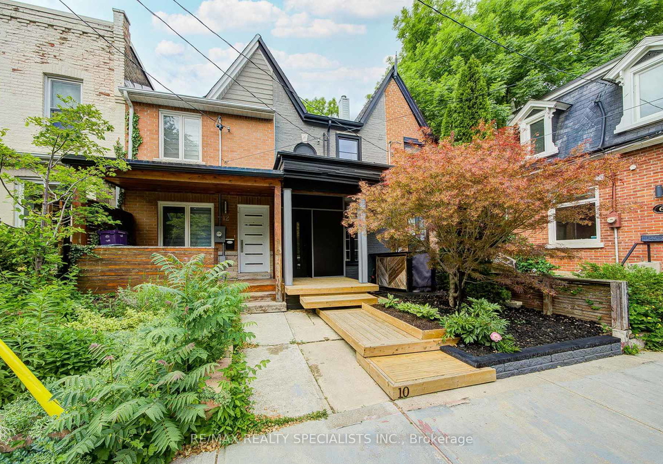 10-saunders-avenue-toronto-ontario-w13433046