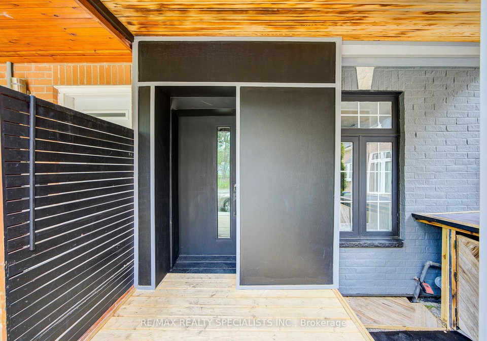10-saunders-avenue-toronto-ontario-w13433046
