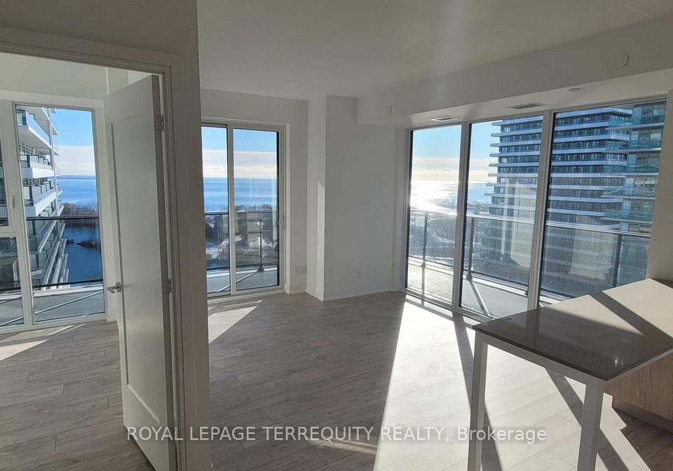 70-annie-craig-drive-etobicoke-ontario-w13433082