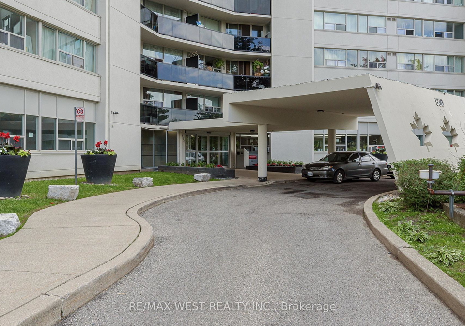 530-lolita-gardens-ne-mississauga-ontario-w13433224