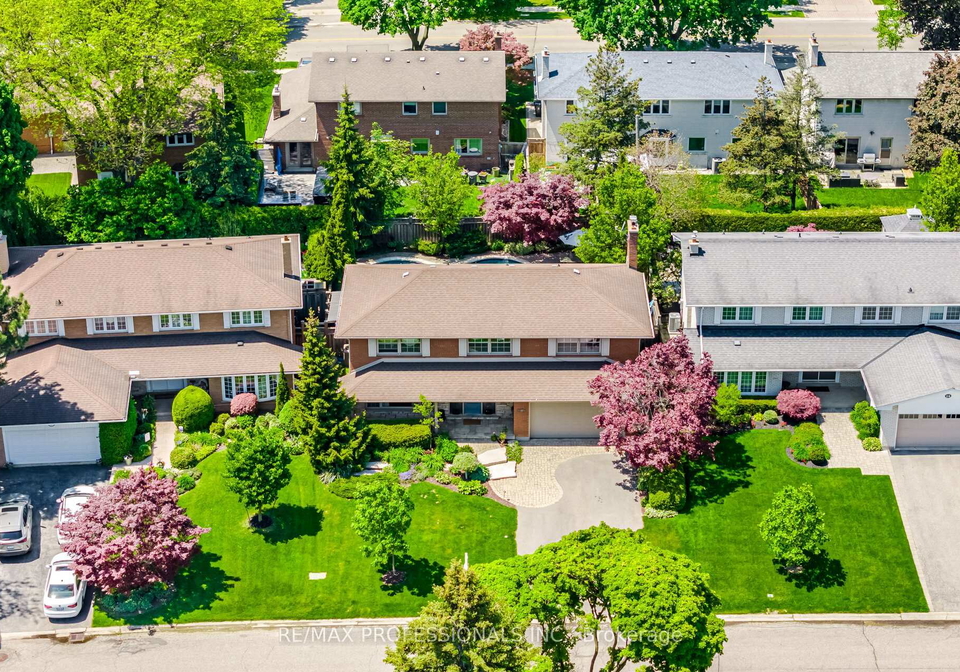 16-cherry-post-crescent-etobicoke-ontario-w13433242