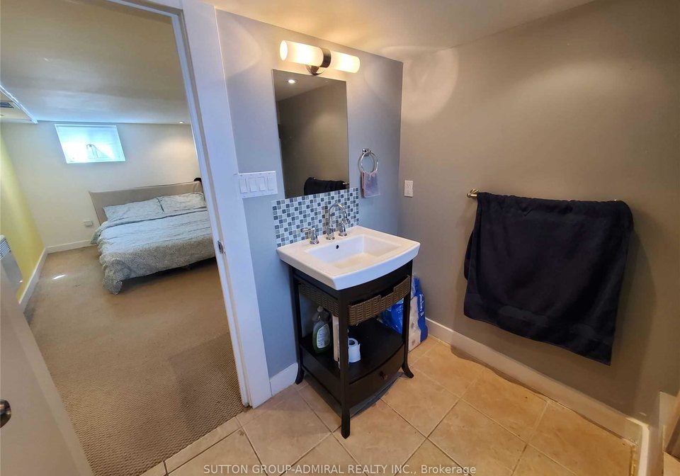 31-gilpin-avenue-toronto-ontario-w13433512