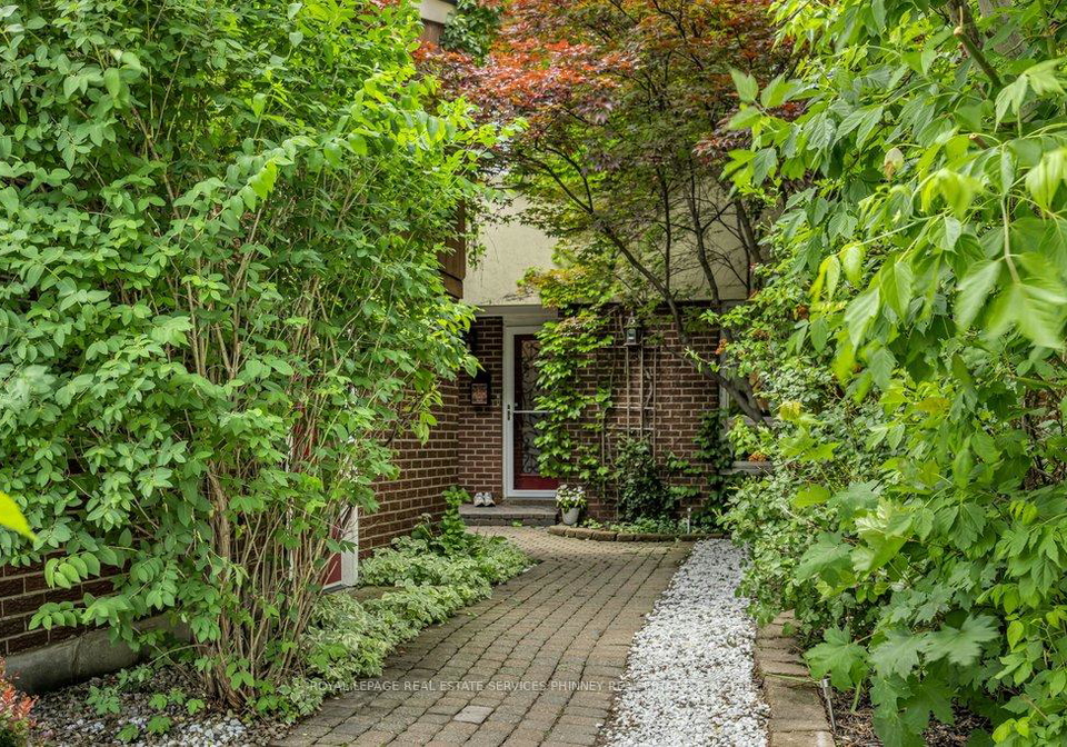 2527-mainroyal-street-mississauga-ontario-w13433518