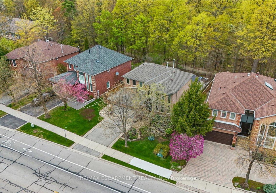 1257-mccraney-street-e-oakville-ontario-w13433700