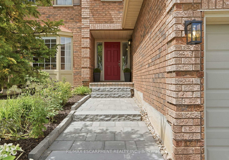 133-warner-drive-oakville-ontario-w13433802