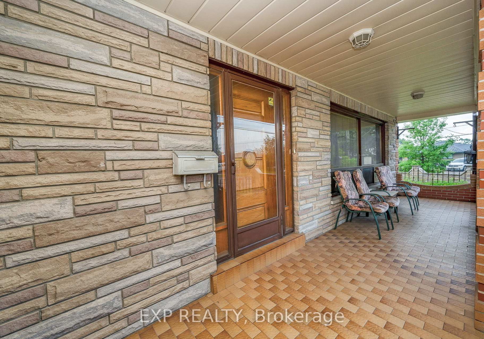 52-storer-drive-york-ontario-w13433888