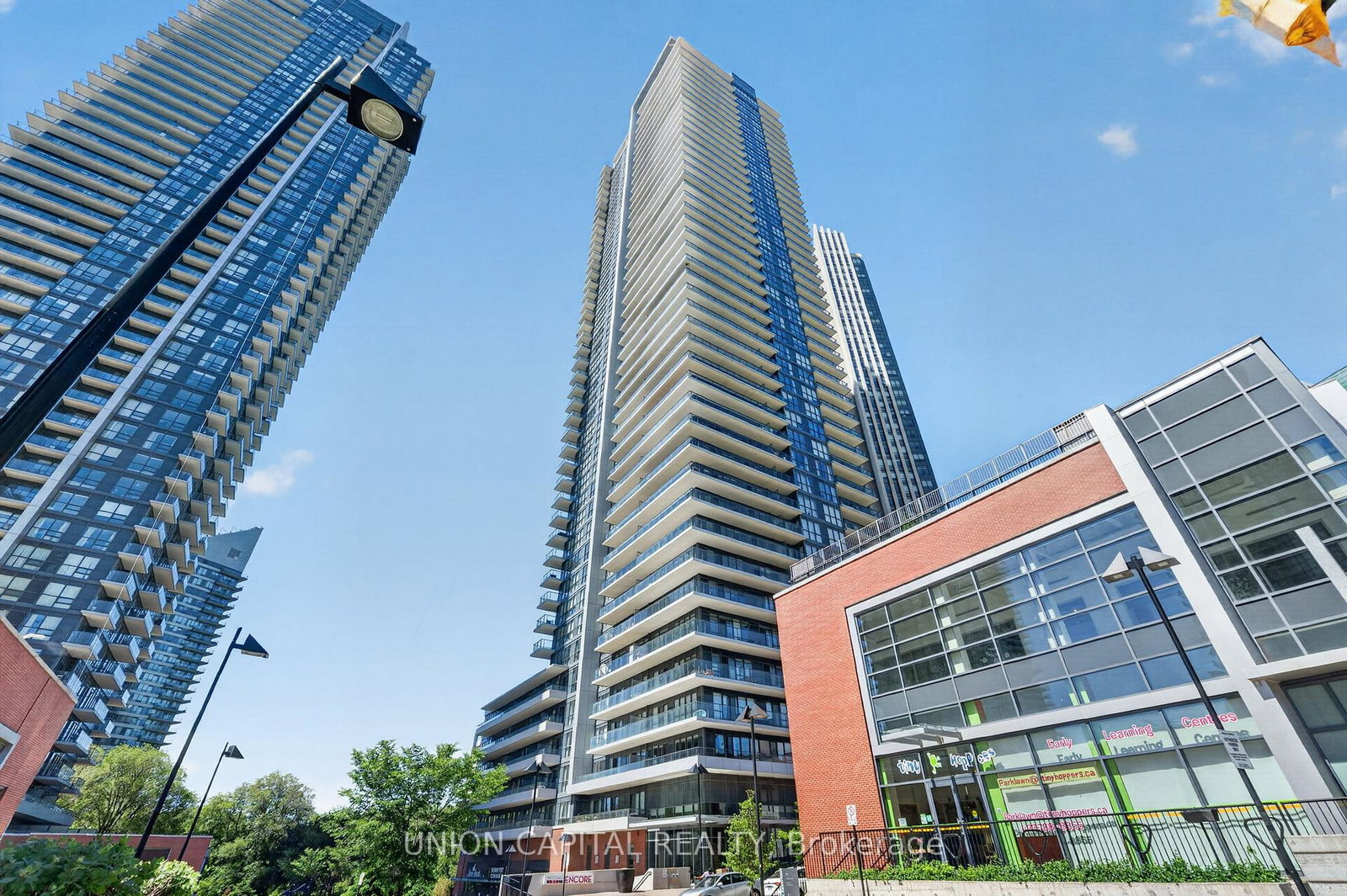 10-parklawn-road-etobicoke-ontario-w13434140