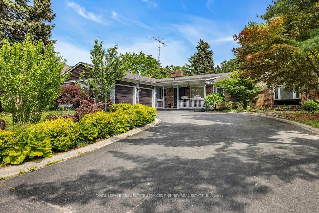 1004-caldwell-avenue-mississauga-ontario-w13434304
