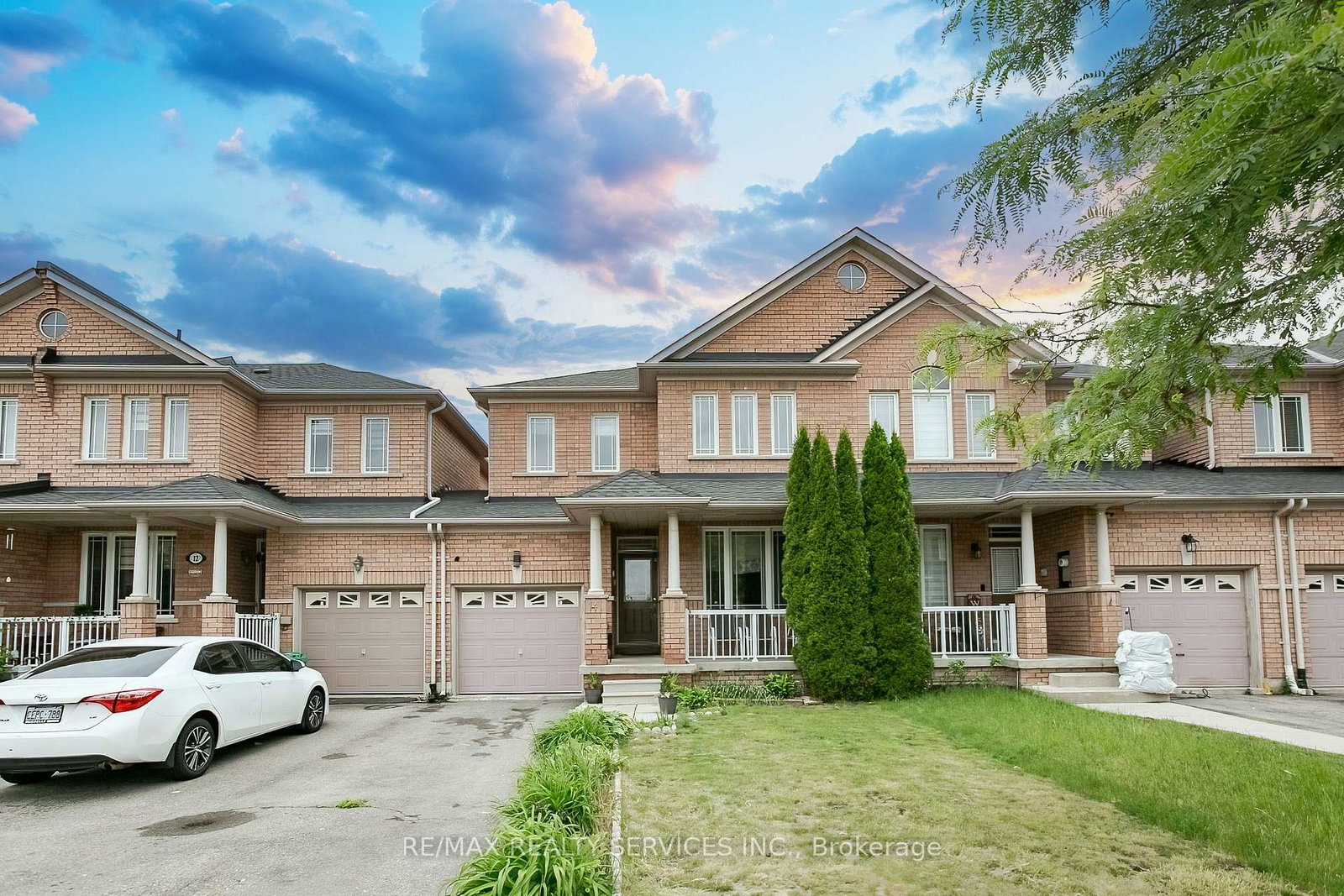 14-eaglefield-gate-brampton-ontario-w13434324
