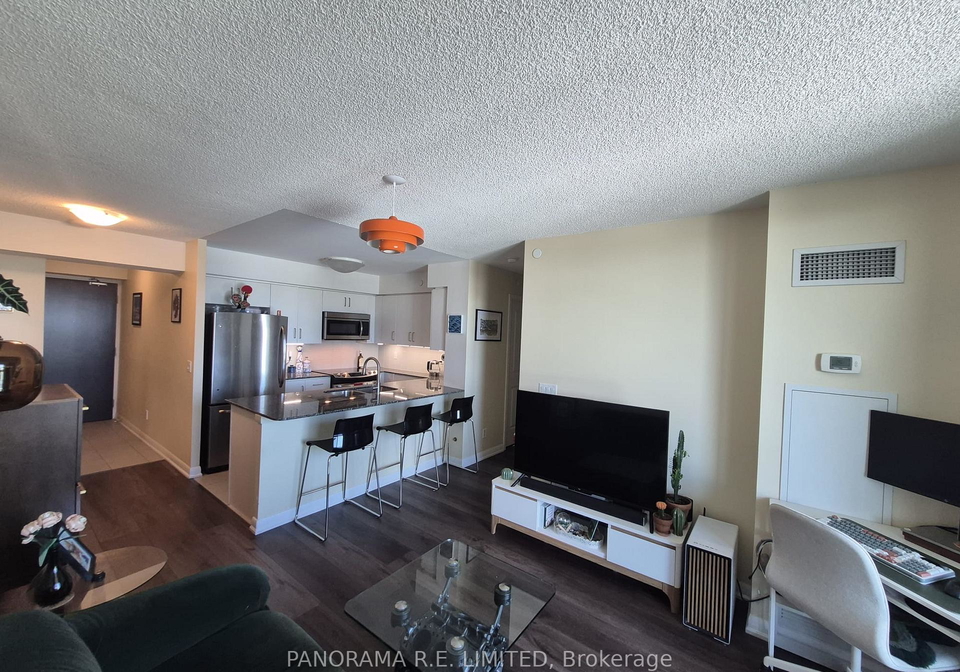 205-sherway-gardens-road-etobicoke-ontario-w13434482