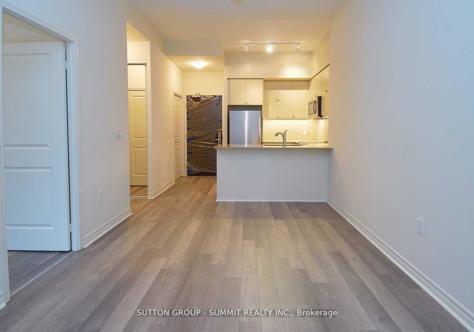 39-annie-craig-drive-w-etobicoke-ontario-w13434486