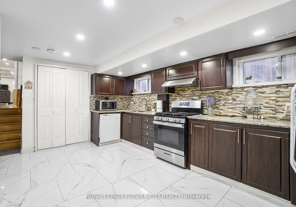 167-shoreham-drive-york-ontario-w13434630